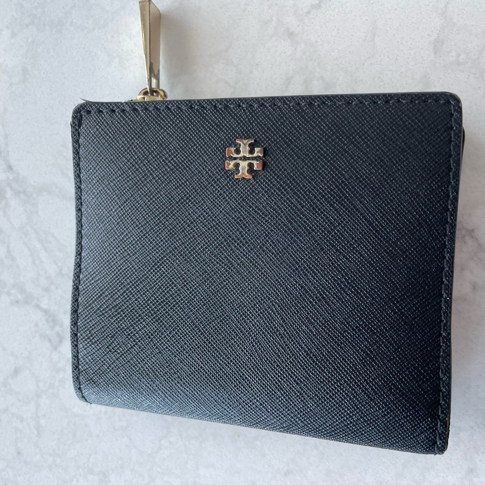 Tory Burch Robinson Mini Wallet, Black Leather.